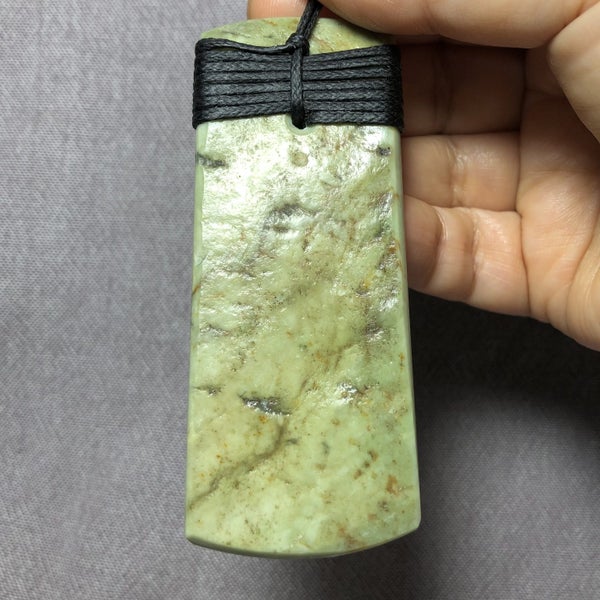 2 DAY AUCTION: 8.7cm NZ Greenstone Semi Rustic Toki Pendant, $1 Reserve Carousel 7