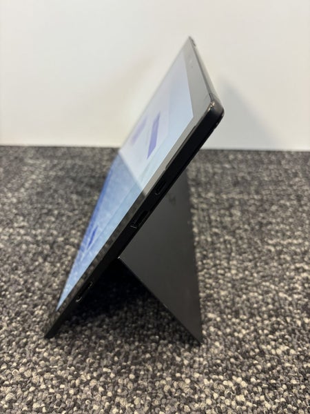 Surface Pro 7 Plus Carousel 3