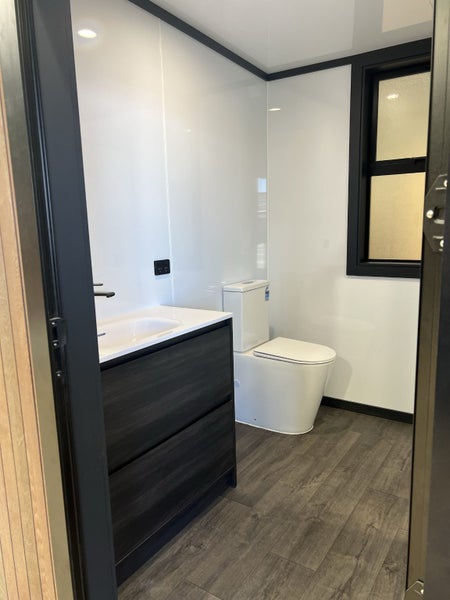 Toilet/shower unit Carousel 2
