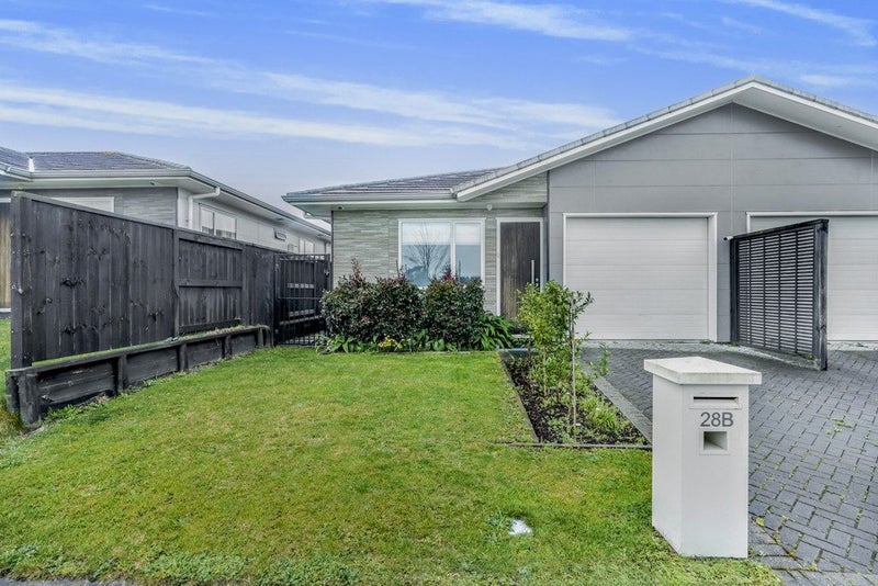 Image 1 of 10