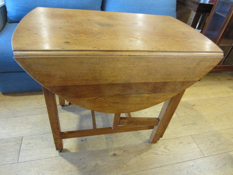 Oak Dropside Gateleg Dining Table Carousel 2