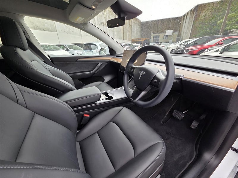 2025 Tesla Model Y Rear Wheel Drive Black Inter...63831240266499112