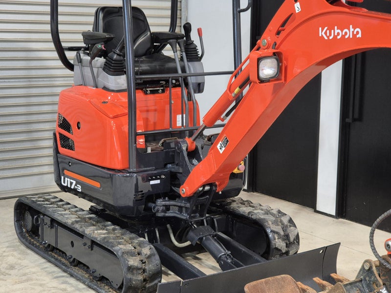 Kubota U17-3 1.7 Ton Excavator Carousel 2