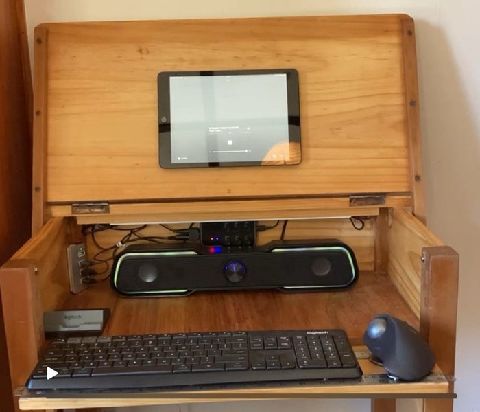 Tech Desk Carousel 1