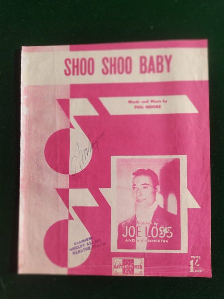 Shoo Shoo Baby Carousel 1