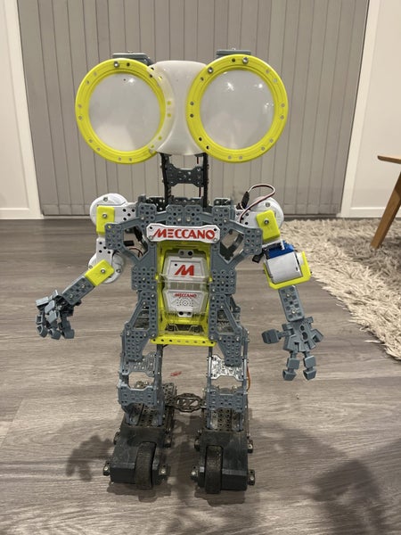 Meccano Meccanoid G15 Carousel 1