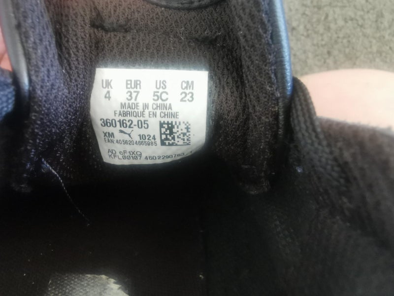 Black Puma Kids Shoes (23CM/UK 4) - GOOD CONDITION Carousel 4