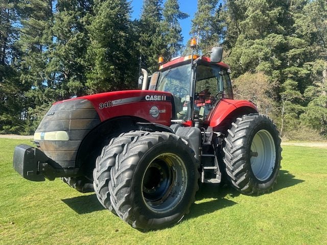 2013 Case IH Magnum 340 Carousel 1