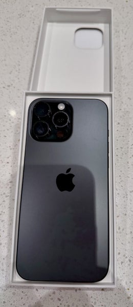Apple IPhone 16 Pro Max 1TB “AS NEW”63834902799106110