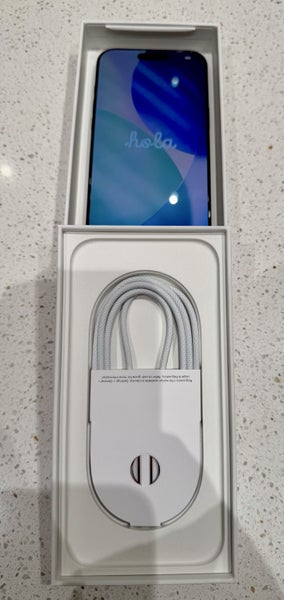 Apple IPhone 16 Pro Max 1TB “AS NEW”63834902799106112