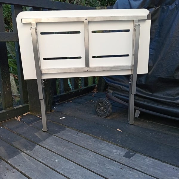 Shower accessory. Carousel 1