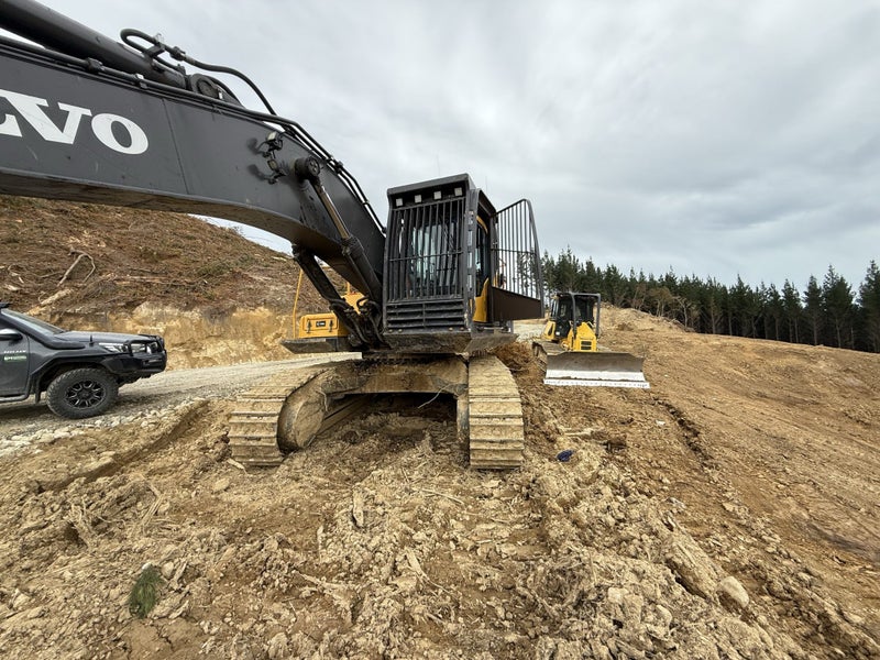 2022 Volvo EC480DL63917161292417112
