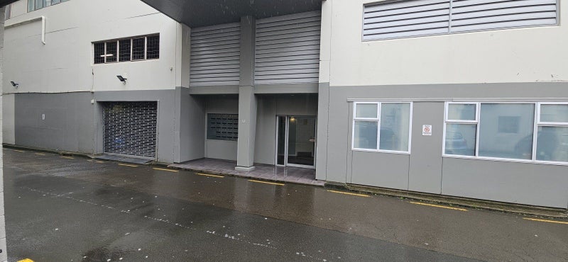 Image 2 of 10