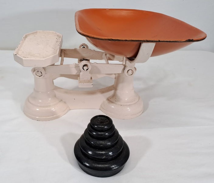 Vintage Cast Iron Scales Set Carousel 1