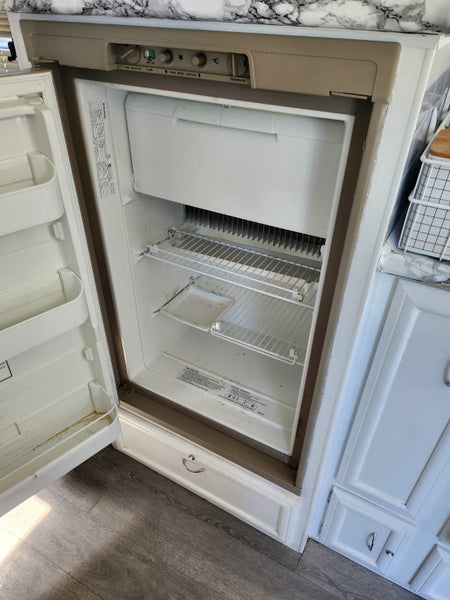 2006 Paramount Delta Caravan64018538786434114