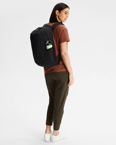 Kathmandu Cotinga Base Pack - 25L Carousel 2