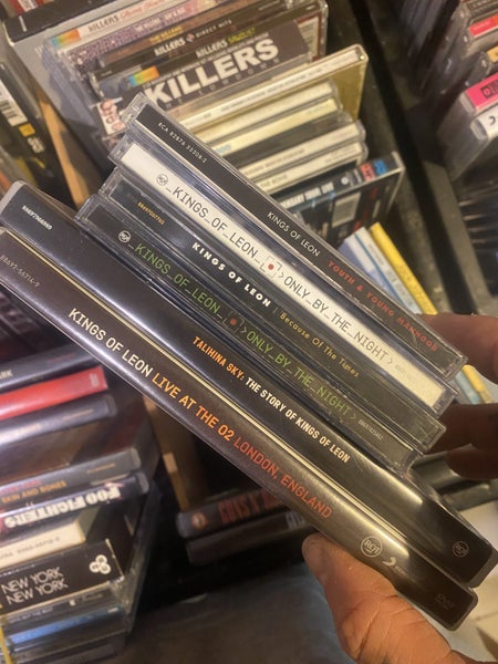 * bulk buy x 6 KINGS OF LEON ** Carousel 2
