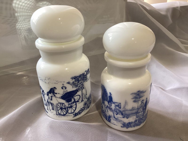 Vintage milk glass apothecary blue& white pair Belgium Carousel 2