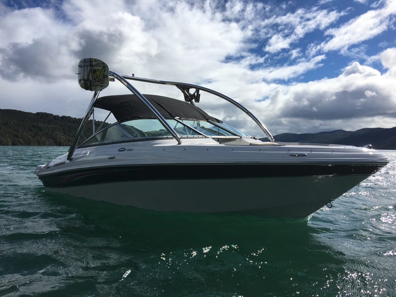 Four Winns Horizon 19063843289565827112