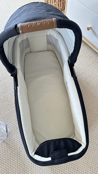 Nuna MIXX Next Carry Cot Carousel 2