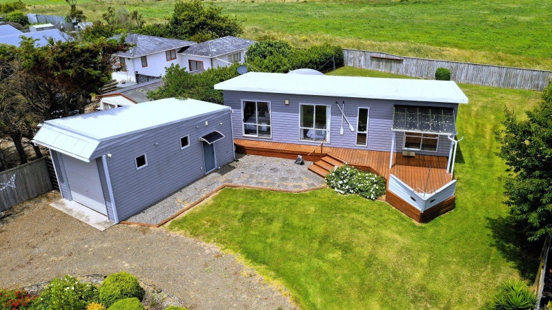 Image 3 of 22