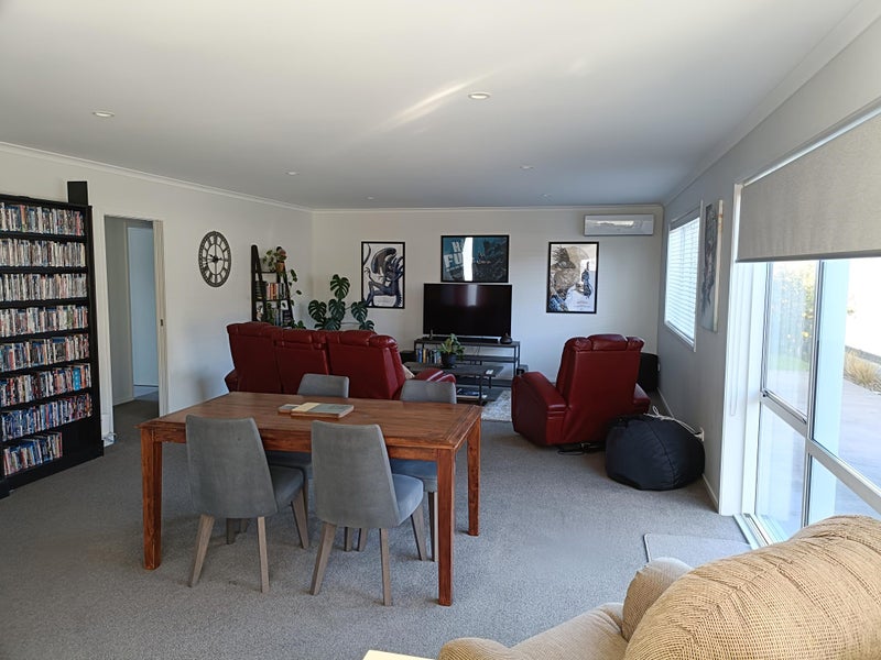 Pyes Pa, 3 bedrooms64508599522178112