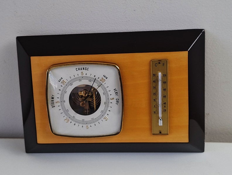 +++ VINTAGE BAROMETER +++ Carousel 1