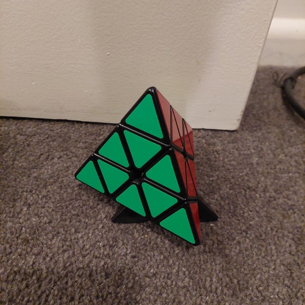 4x4, Pyraminx, Megaminx, Mirror Cube, Square One Official with bag and stands Carousel 2