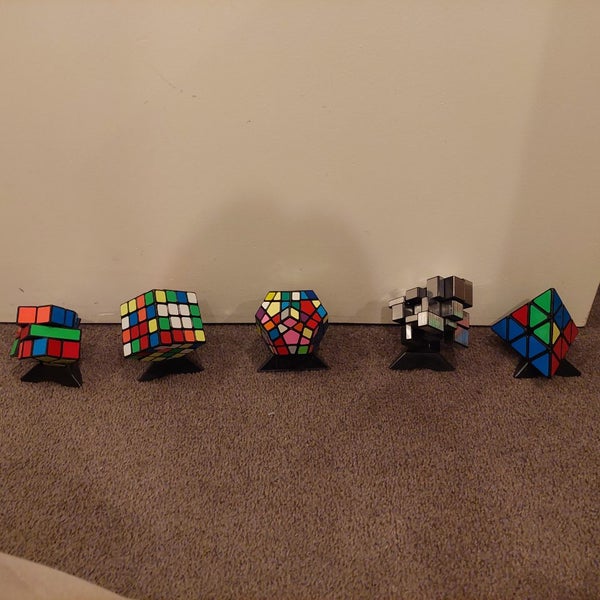 4x4, Pyraminx, Megaminx, Mirror Cube, Square One Official with bag and stands Carousel 8