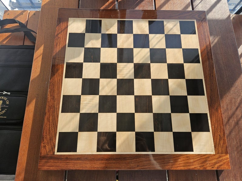 Luxury Genuine Ebony & Maple Chess Board with Padded Carrying Bag – Brand New63851562539907111