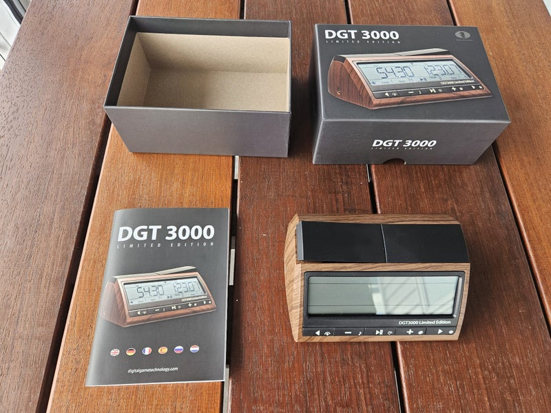DGT 3000 Digital Chess Clock - Limited Edition63852076410115110
