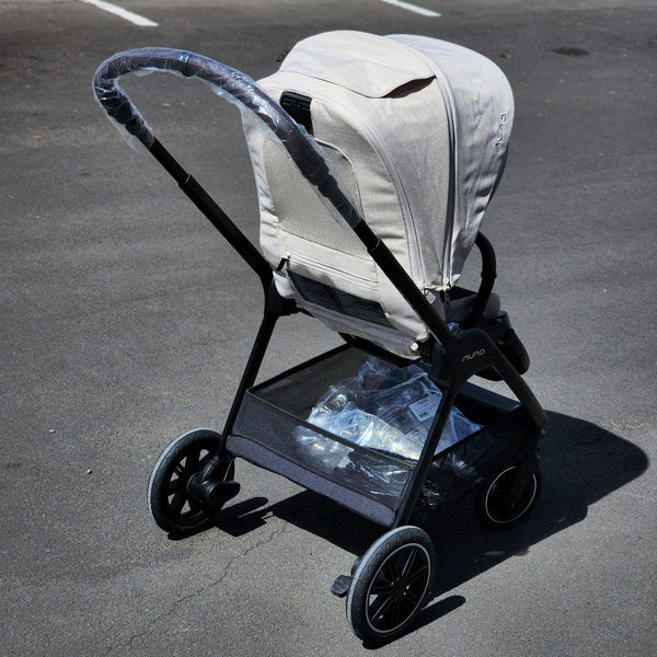 NUNA Triv Next Stroller - Biscotti with black inserts Carousel 2
