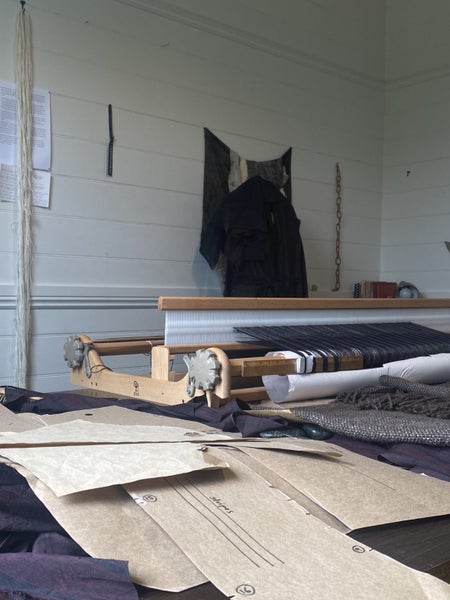Ashford rigid heddle loom 120cm long + two reeds and shuttles Carousel 2