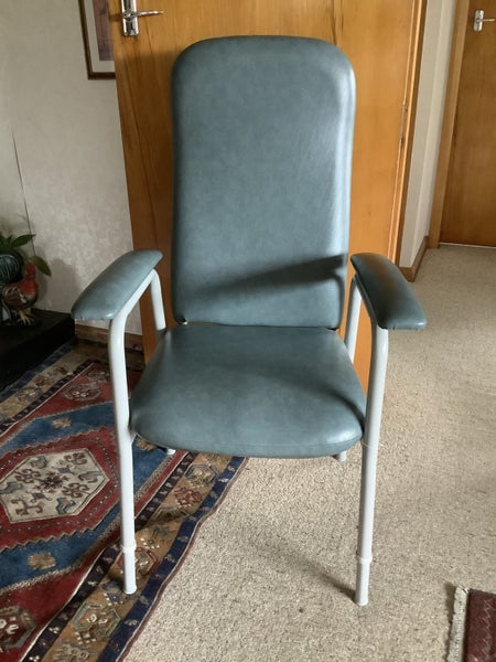 Cubro viking high back rehab chair Carousel 1