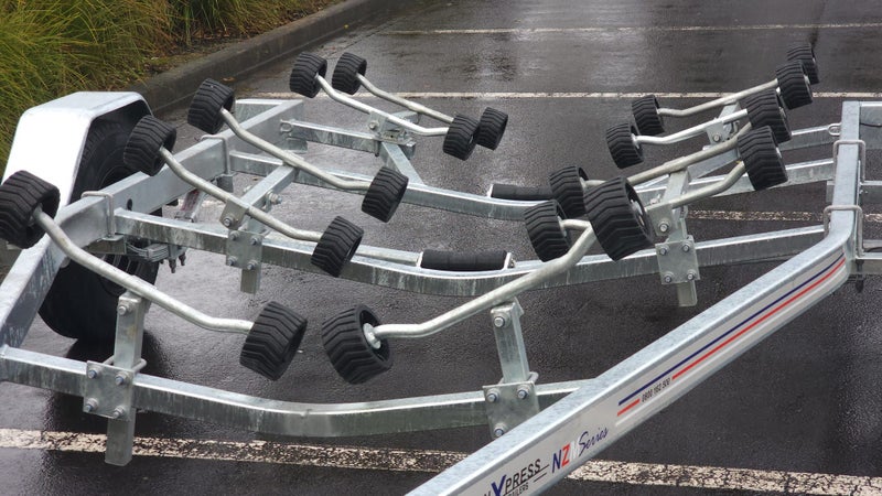 Boat Trailer AX580R NZM Suits hull length 5.2-5.5m64318109555715113