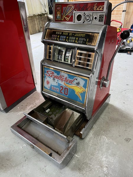 Old Slot Machine63933111531138114