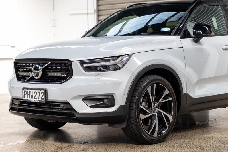 2022 Volvo XC40 T5 AWD R-DESIGN 2.0P64010252503682114
