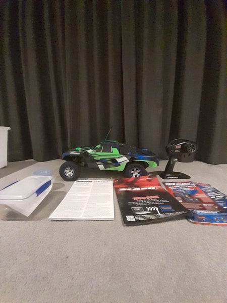 Traxxas slash 2wd Carousel 1