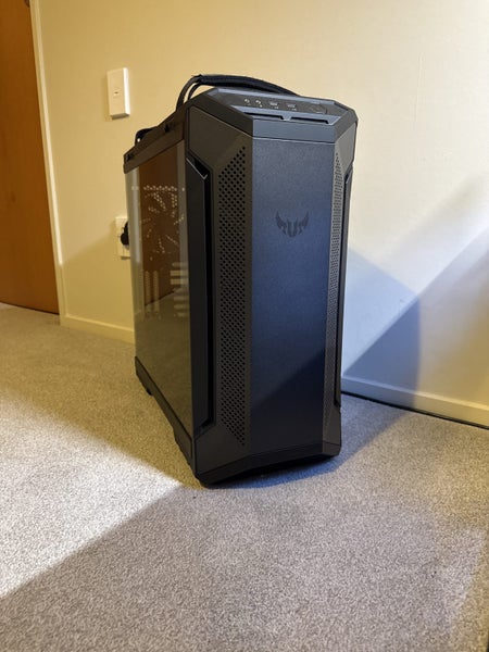 ASUS GT 501 case with 3 ASUS argb fans (can connect to armoury crate)63857064465153112