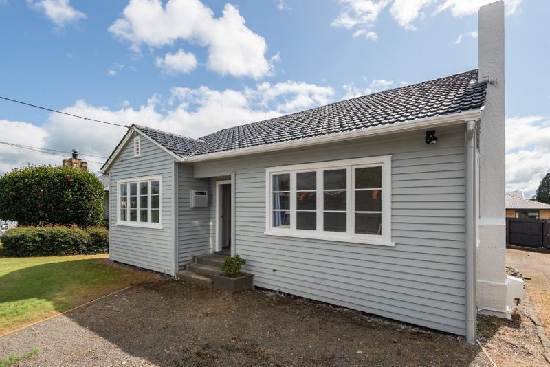 Image 1 of 18