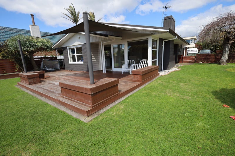 Image 1 of 20