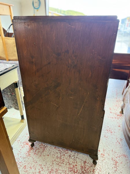 A Superb Book Matched Burr Walnut Cabinet Carousel 20