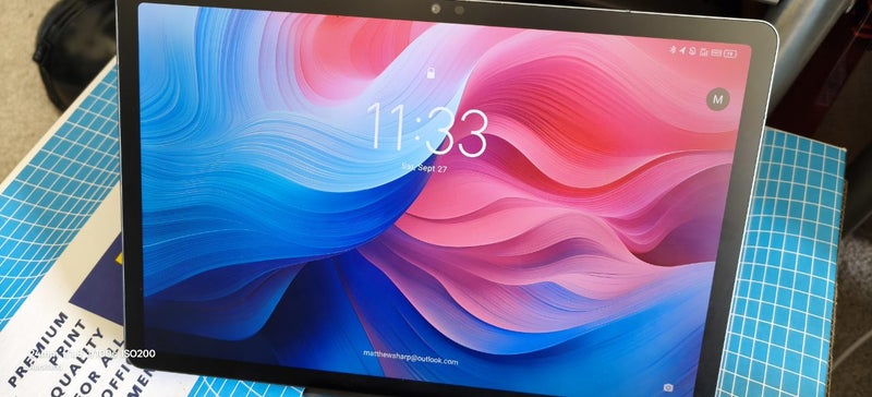 Lenovo IdeaTab 5G + WiFi 11" Paperlike Screen Tablet Carousel 1