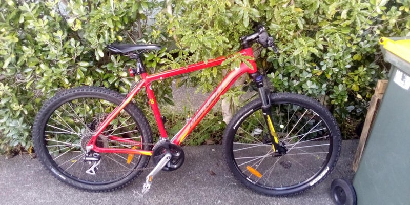 Merida Bicycle. (Selling on behalf of ) Spare tyre & rim, safety helmet Carousel 1