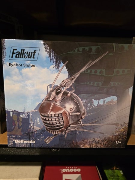 Fallout Eyebot Statue – Official Collectible Carousel 1