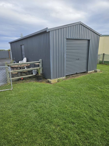 Garage63865348784898112