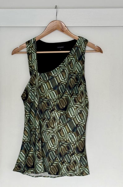 STORM Paua Shell Asymmetric Top s.12 Carousel 1