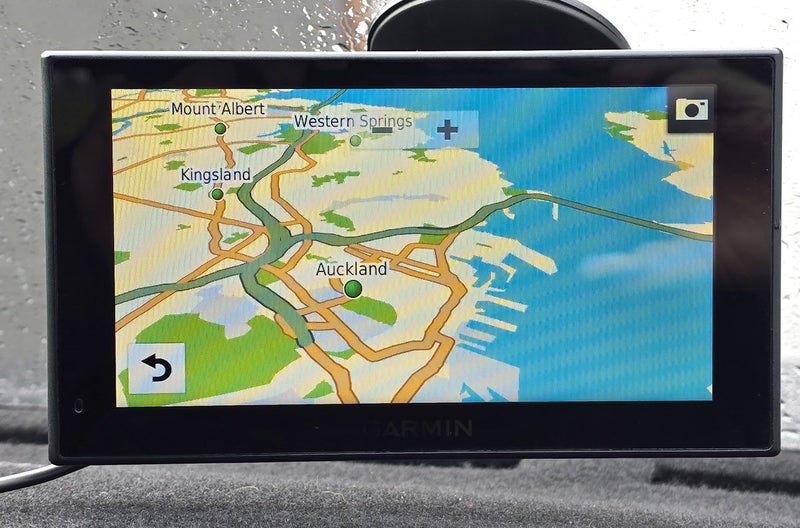 Garmin Nuvi GPS Carousel 1