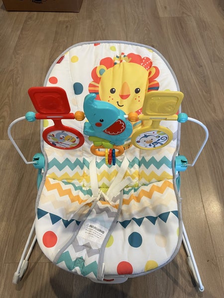 Fisher Price Electric Baby bouncer Carousel 1