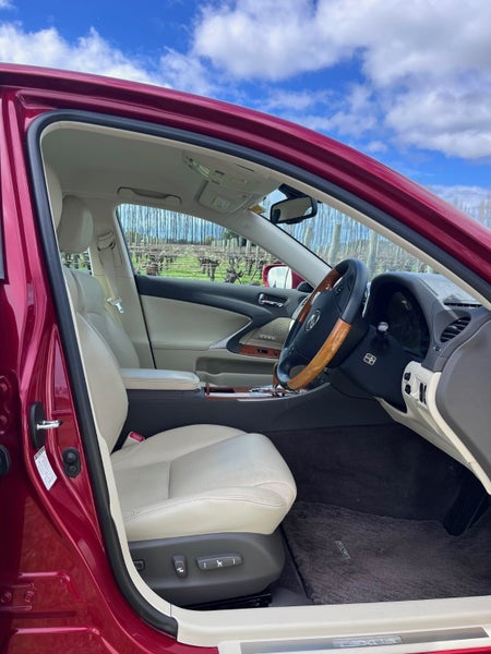 2010 Lexus IS 250 Spec L (Top Japanese Spec)63868645118083114